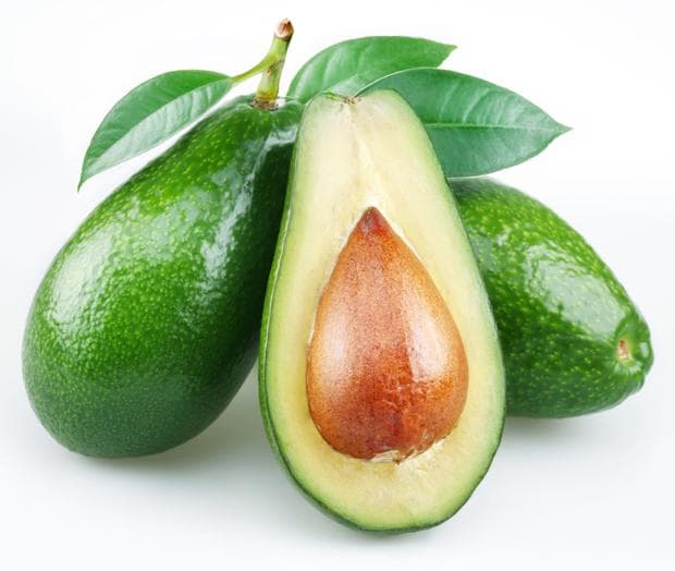 авокадо   известен своими полезными функциями   мононенасыщенный жир   ,  Это помогает повысить уровень холестерина и триглицеридов, снижая риск сердечно-сосудистых заболеваний